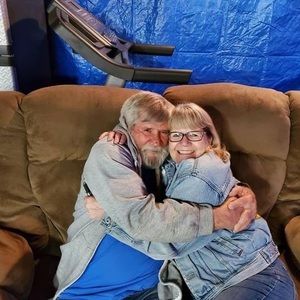 Meet your Posher, Gloria